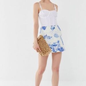 Urban Outfitters BDG Serafina Tropical Floral Mini Skirt Size Medium